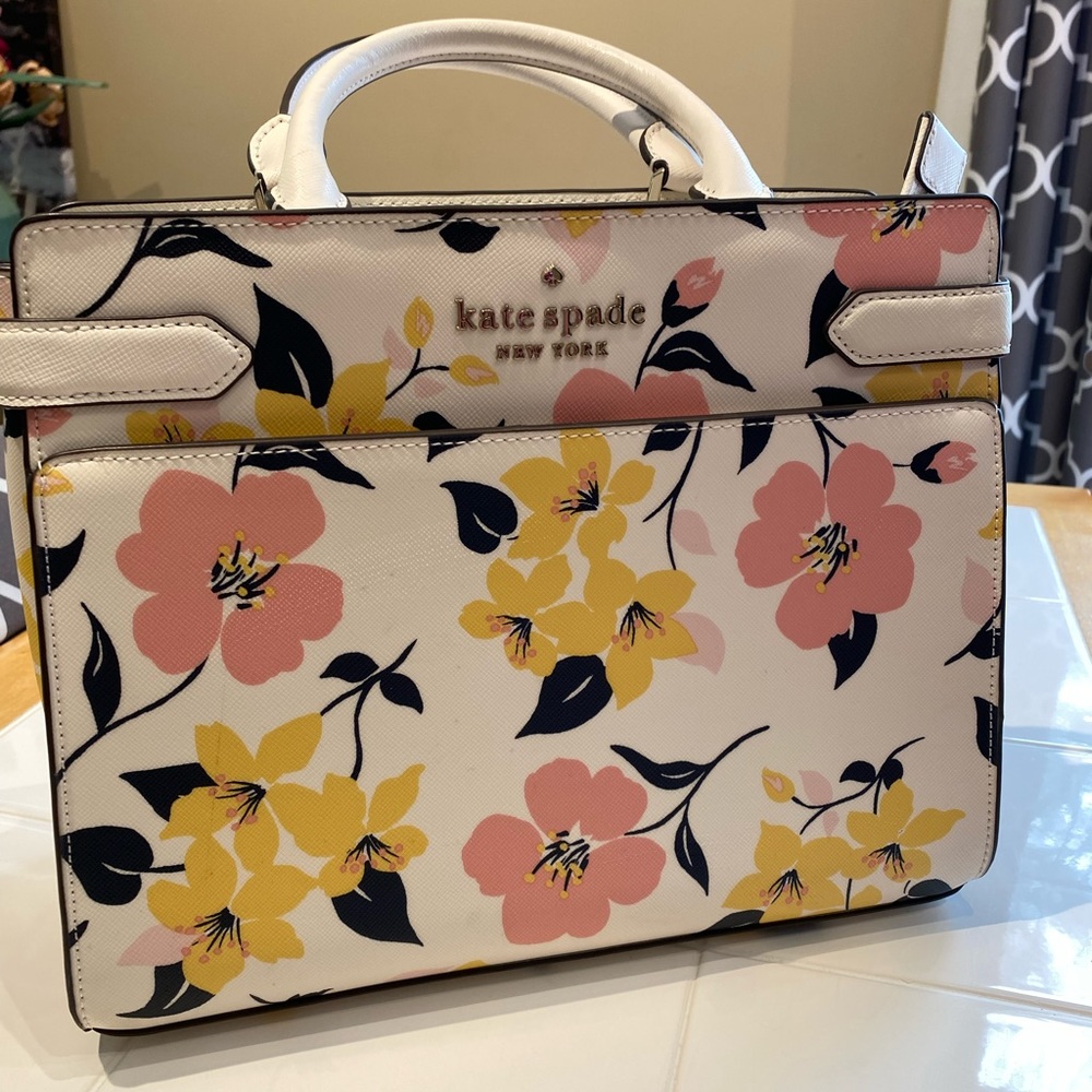 Kate Spade Staci Medium Satchel Gently Used Floral w/ light interior